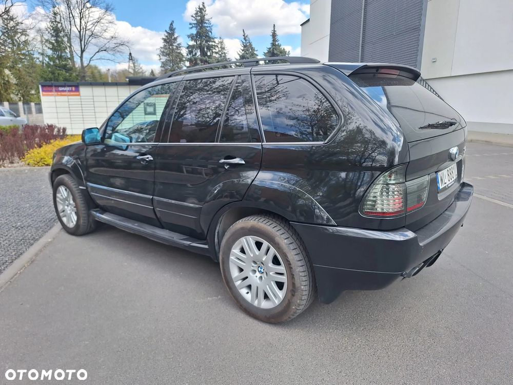 BMW X5 4.4i - 10