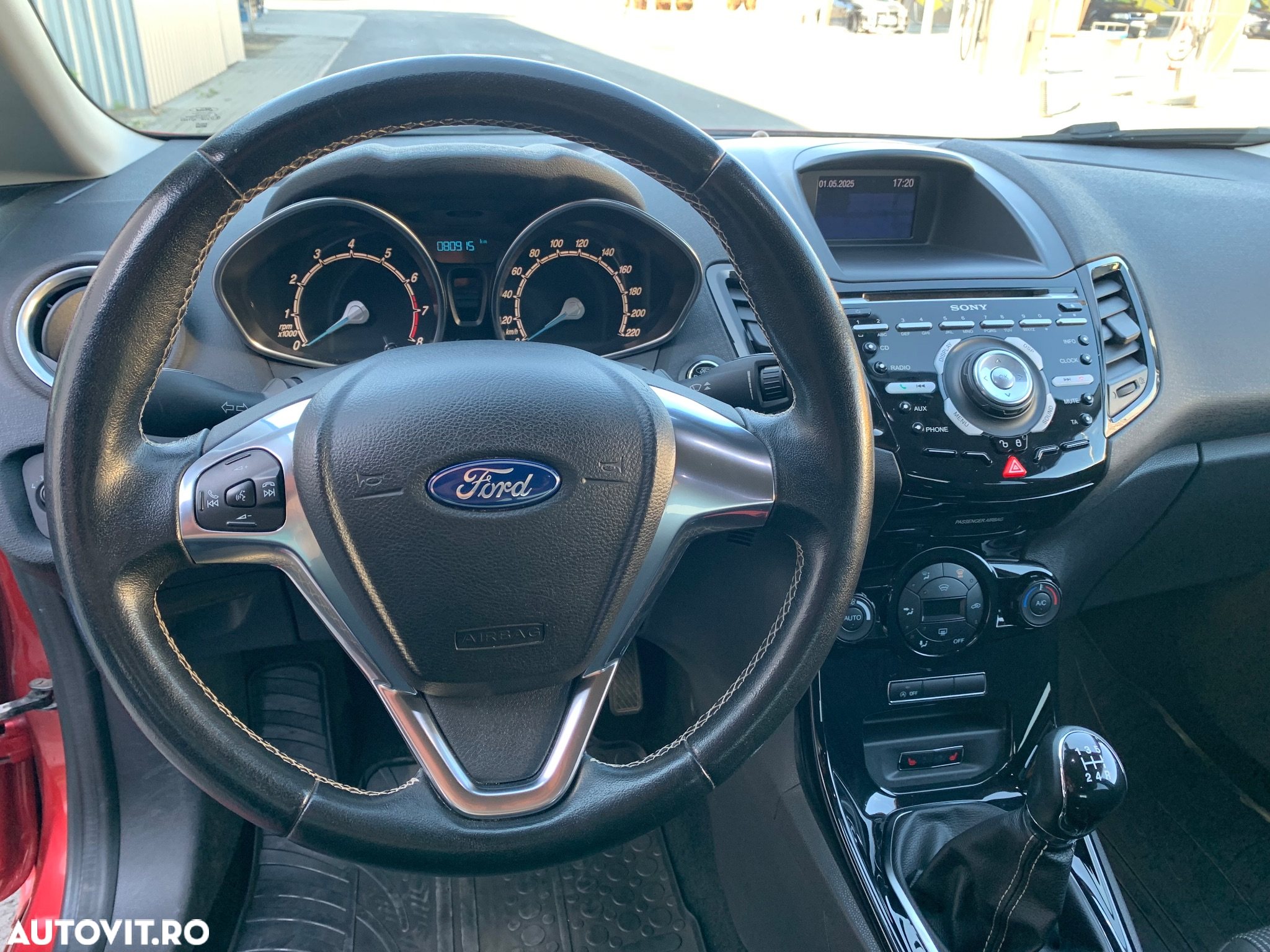 Ford Fiesta 1.0 Start Stop Titanium - 14