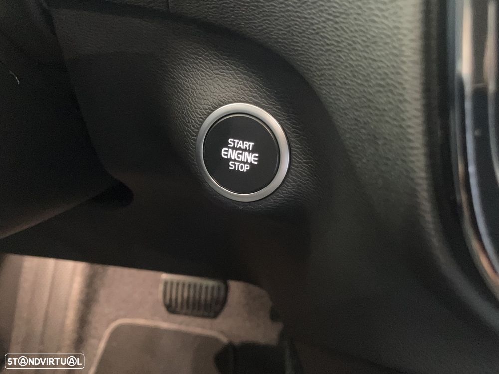 Volvo XC 40 1.5 T5 PHEV Momentum - 34
