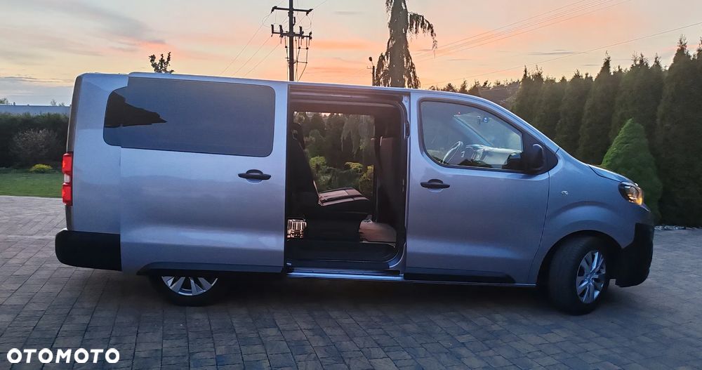Peugeot Traveller 1.5 BlueHDi Long Business - 16