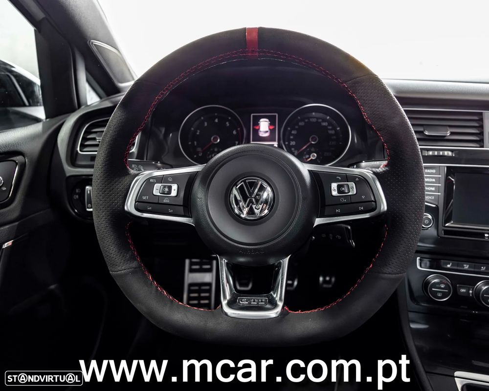 VW Golf GTI Performance BlueMotion - 12