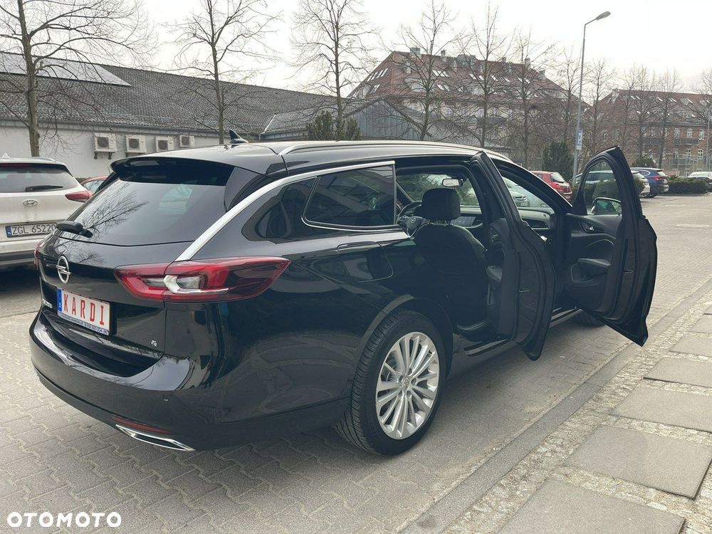Opel Insignia - 17