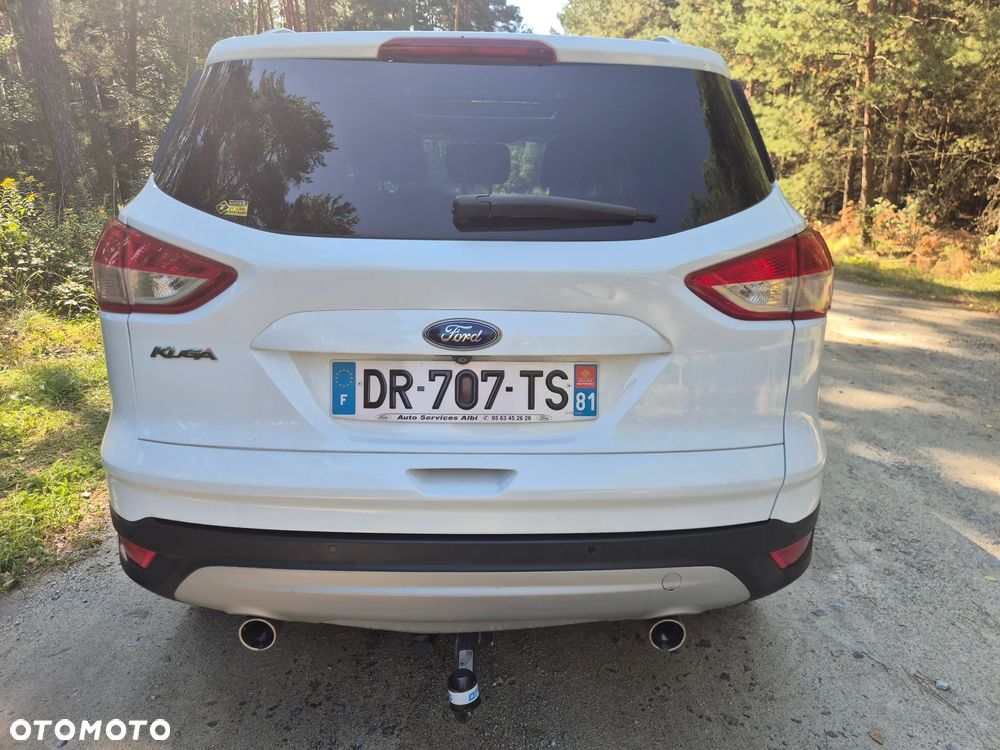 Ford Kuga 2.0 TDCi 2x4 Titanium - 11