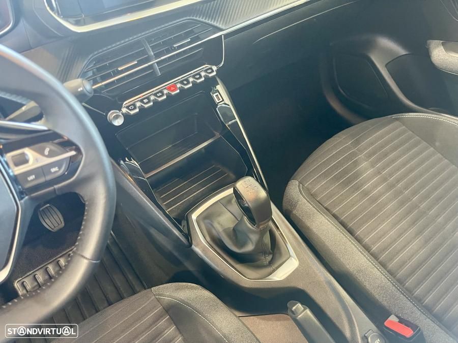 Peugeot 208 1.2 PureTech SE Style - 15