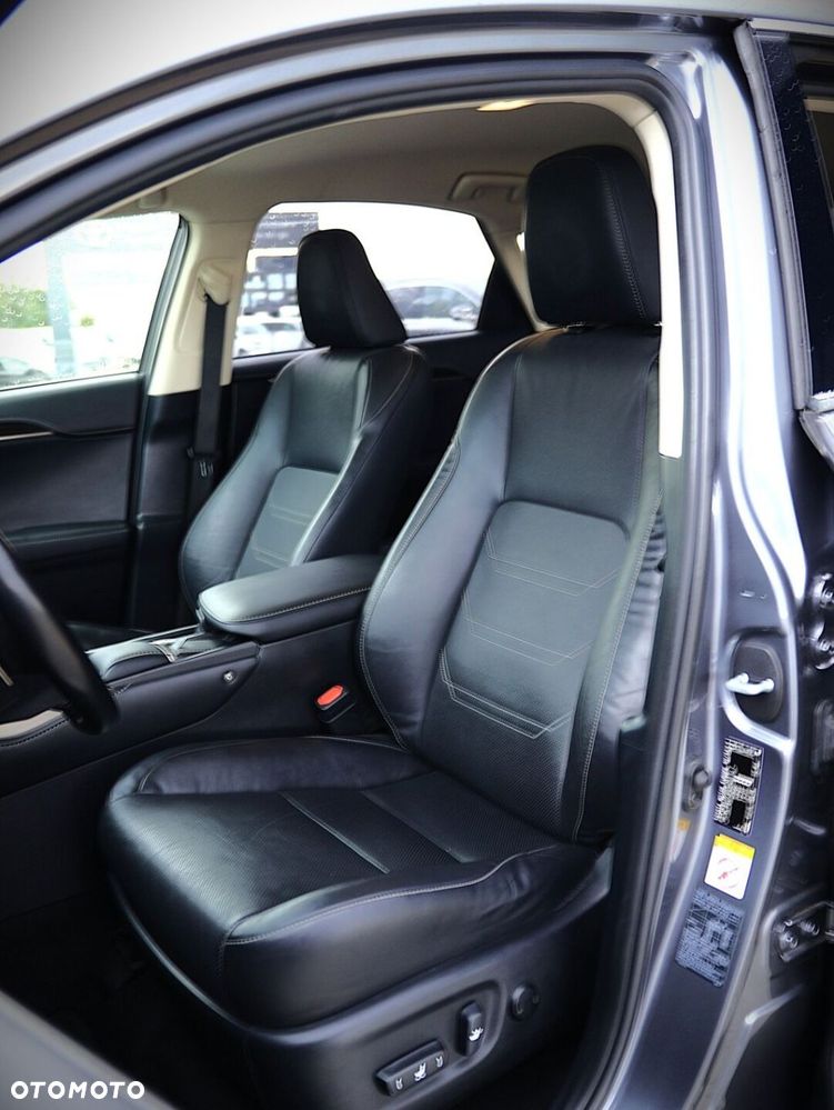 Lexus NX - 19