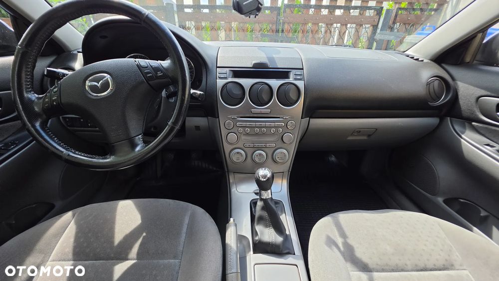 Mazda 6 2.0 16V Touring - 10