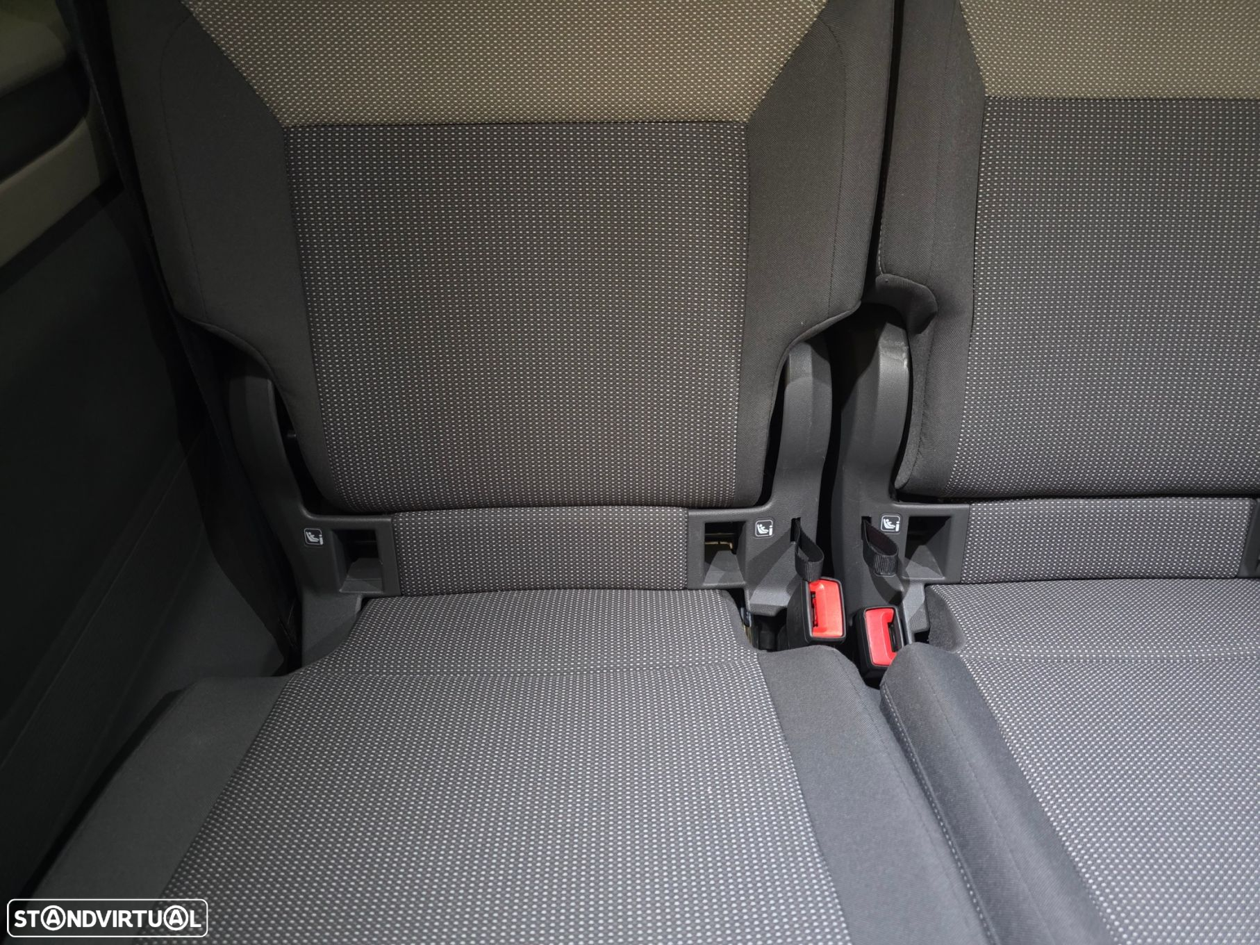 VW Multivan 2.0 TDI Life DSG - 35