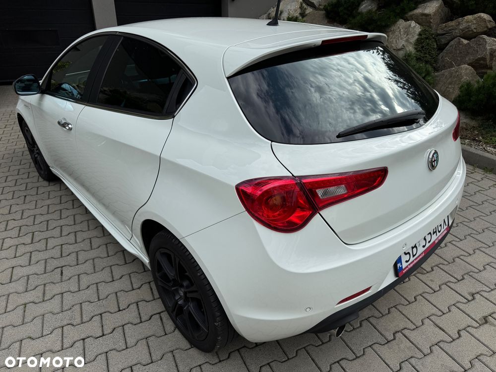 Alfa Romeo Giulietta - 4