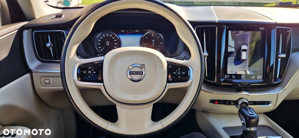 Volvo XC 60 D4 Inscription - 16