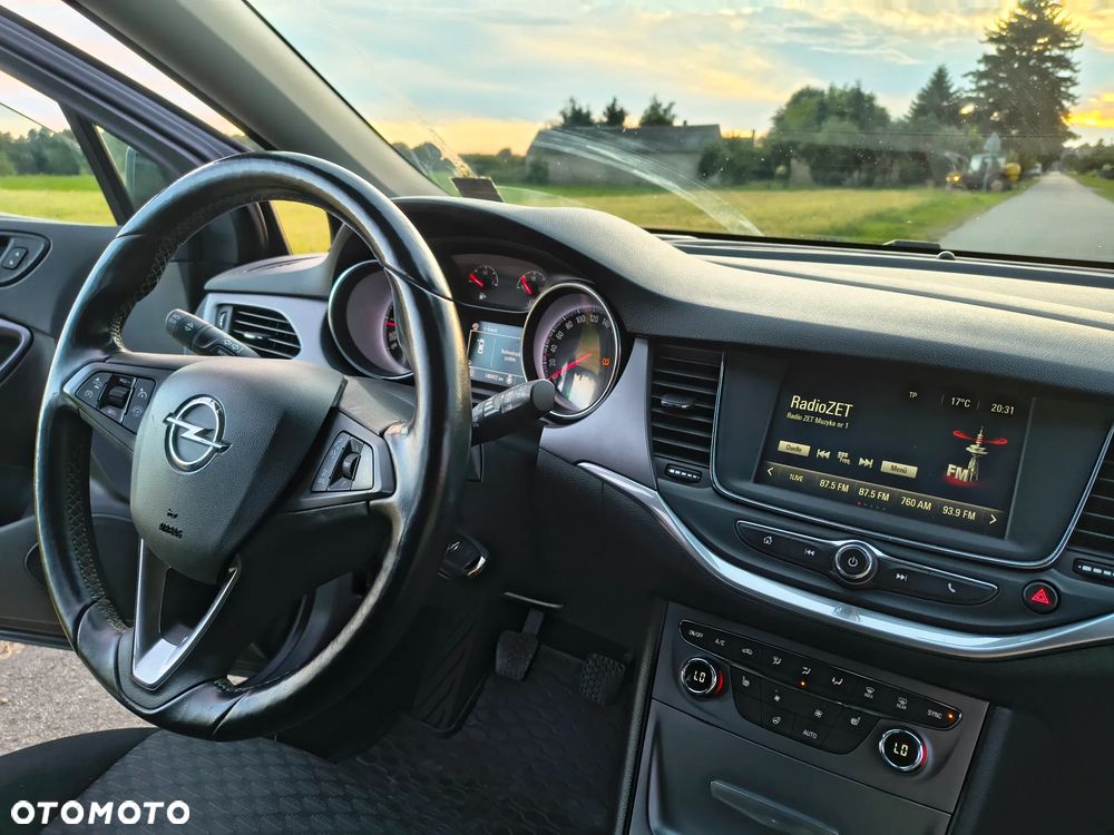 Opel Astra 1.4 Turbo Innovation - 18