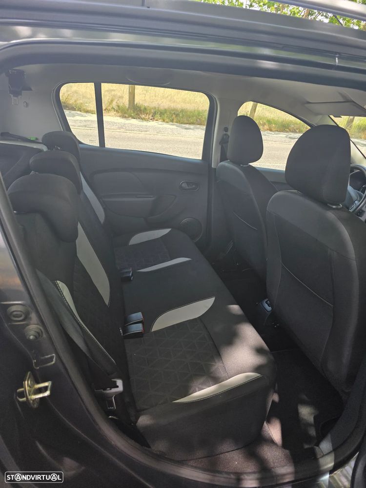 Dacia Sandero 0.9 TCe Stepway - 7