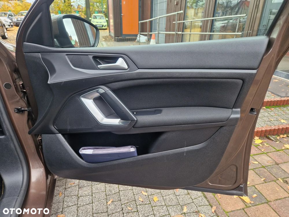 Peugeot 308 ver-sw-2-0-bluehdi-allure-s-s - 28