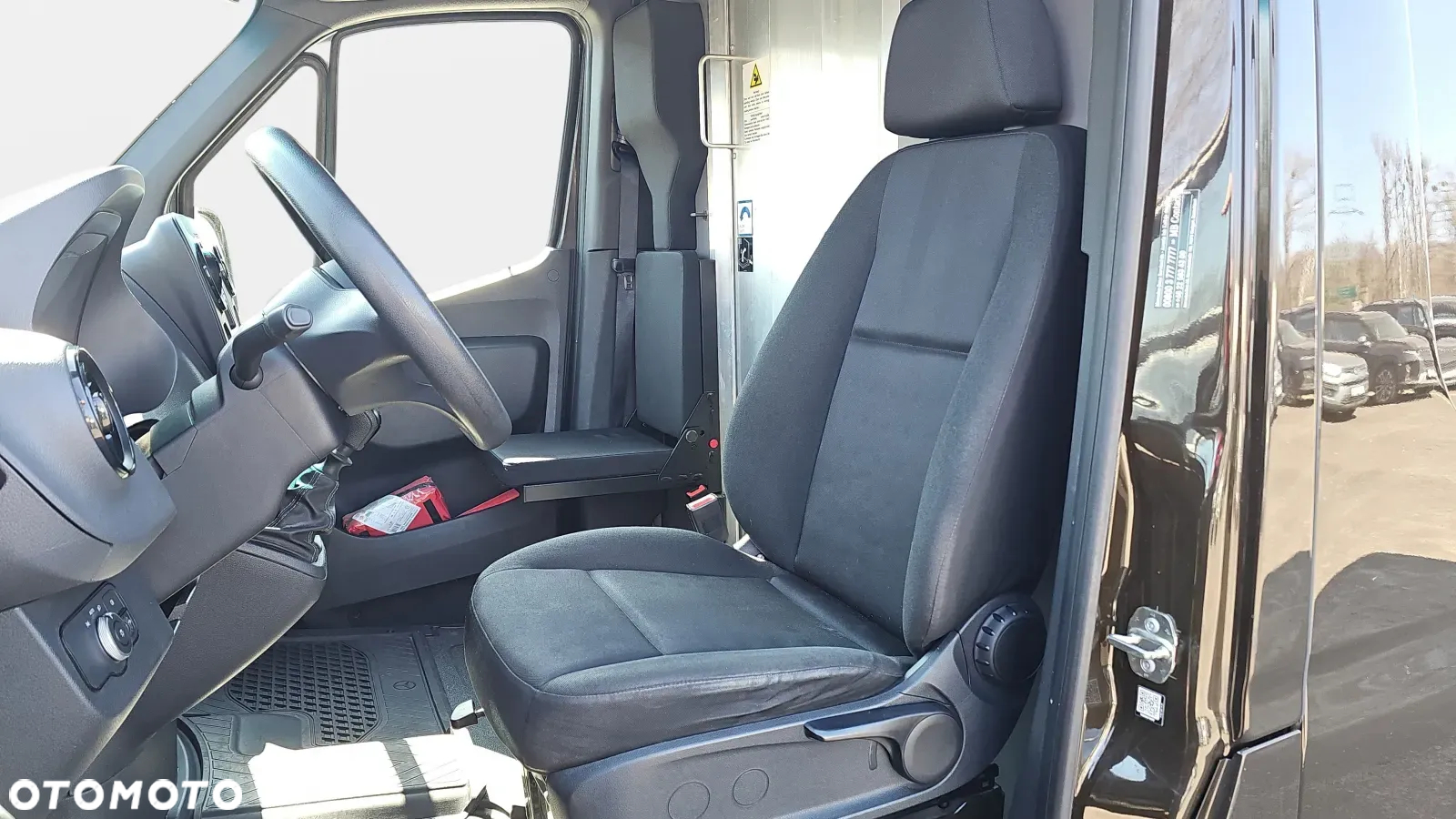 Mercedes-Benz Sprinter - 10