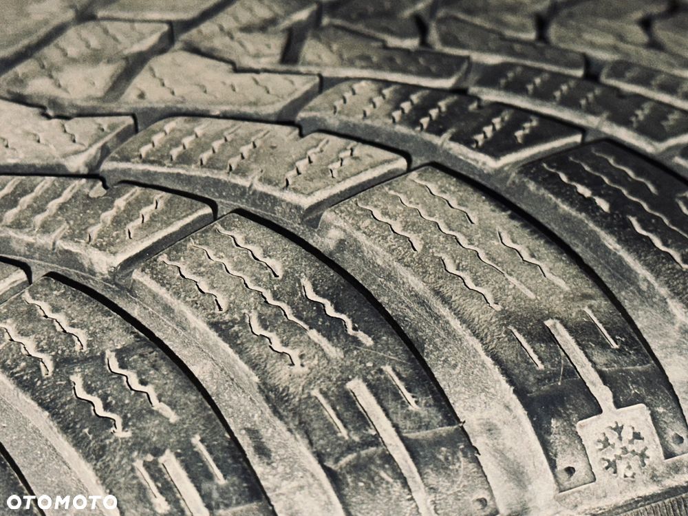 OKAZJA! Opony zimowe Falken 225/45R19 92V 21r - 3