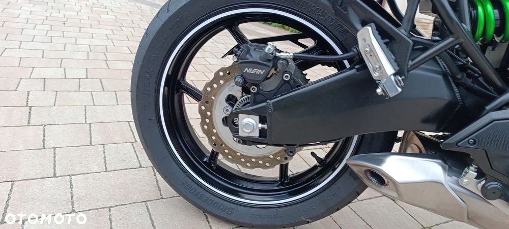 Kawasaki Versys 650 - 23