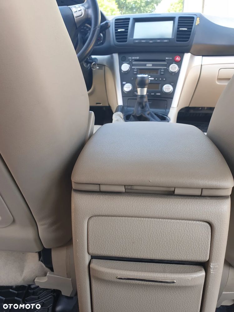 Subaru Outback 2.0D RC NAV - 11