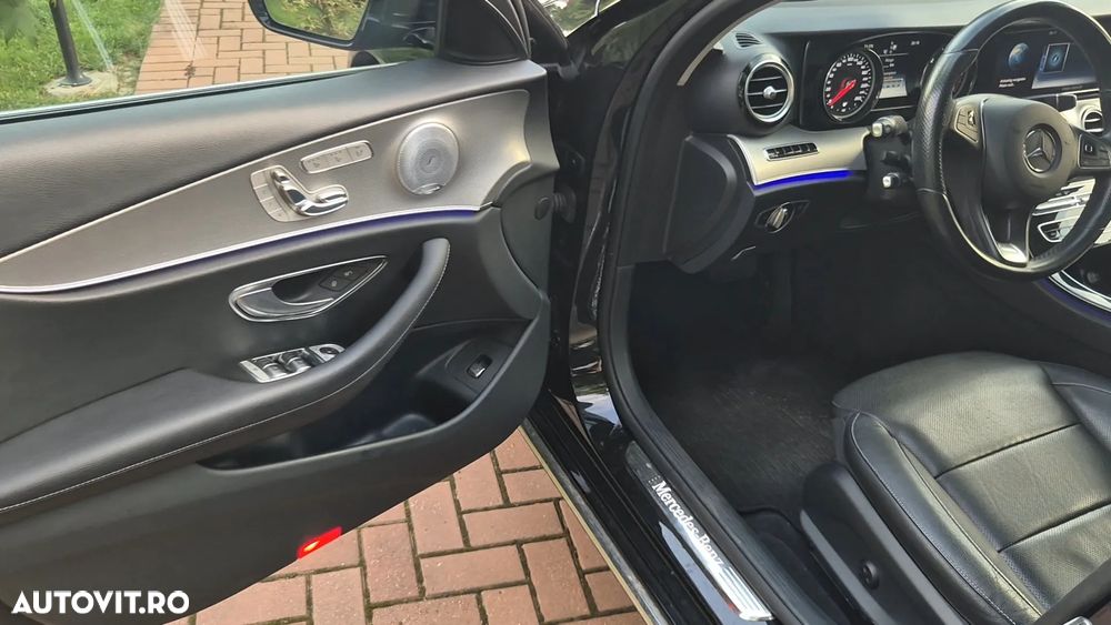 Mercedes-Benz E 220 d 9G-TRONIC - 16
