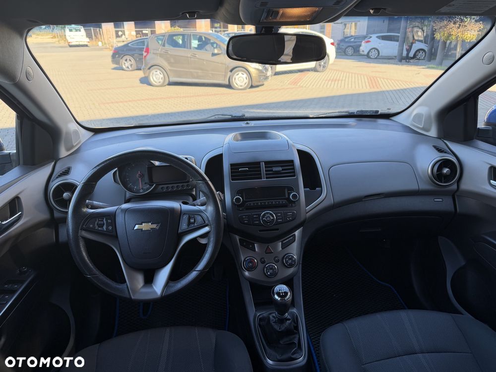 Chevrolet Aveo - 5