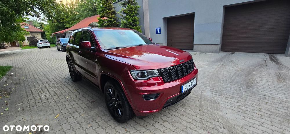 Jeep Grand Cherokee - 9
