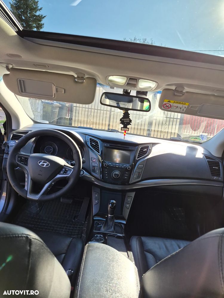 Hyundai i40 Kombi 1.7 CRDi DCT Premium - 8