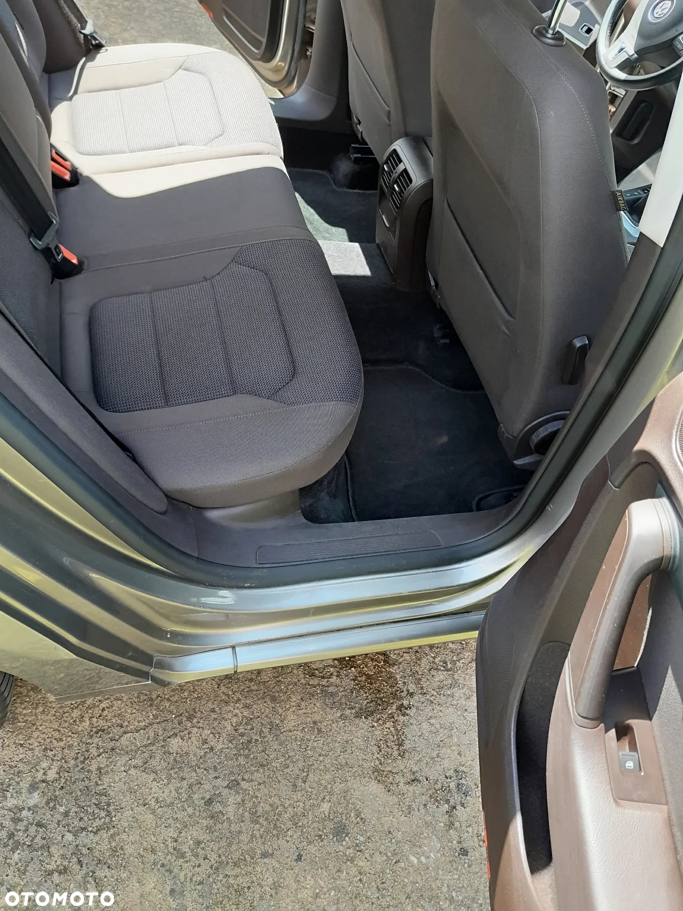 Volkswagen Passat 2.0 TDI Comfortline - 10