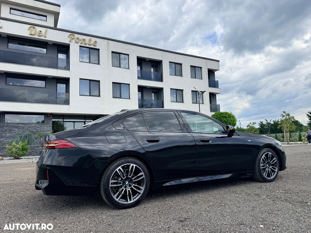 BMW Seria 5 520d AT MHEV - 12
