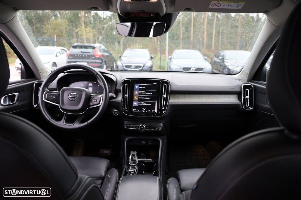 Volvo XC 40 2.0 D3 Inscription AWD Geartronic - 21