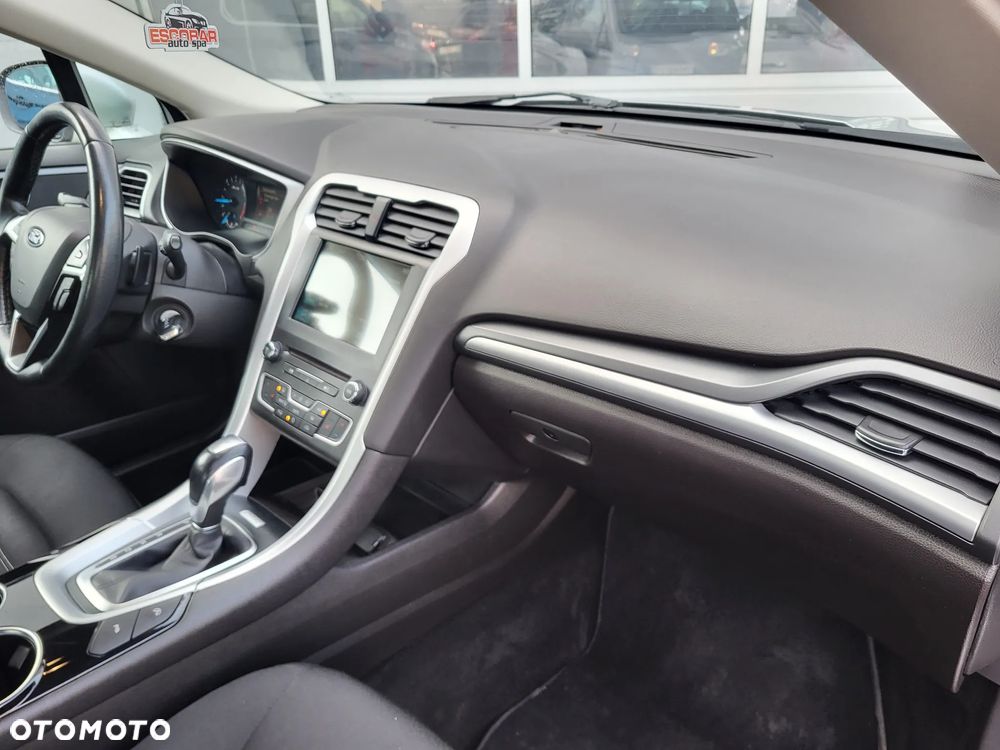 Ford Mondeo 2.0 TDCi Titanium PowerShift - 23