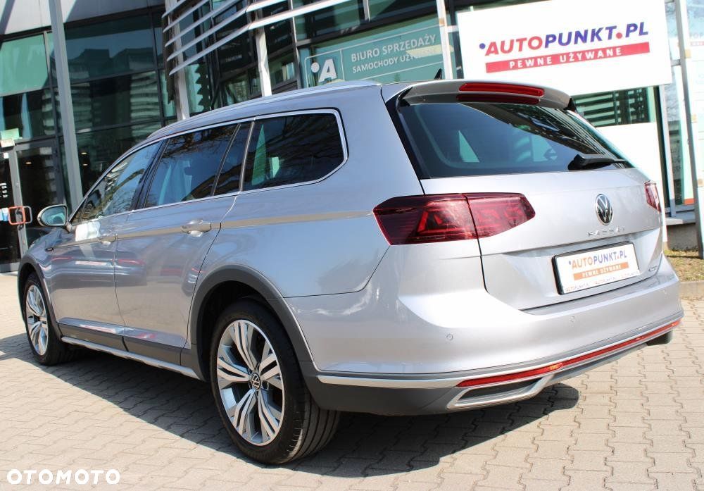 Volkswagen Passat - 6