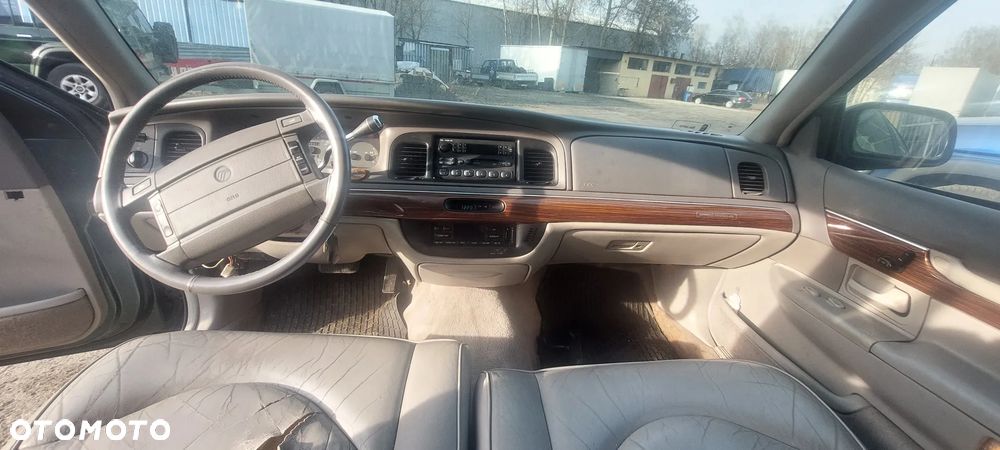 Mercury Marquis - 14