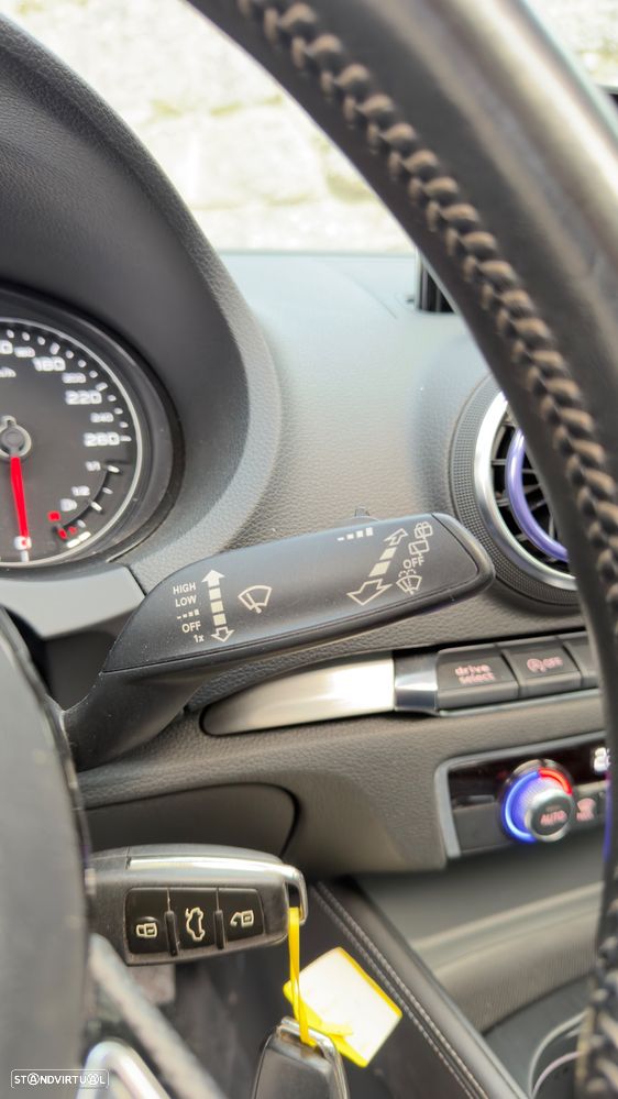 Audi A3 Sportback 1.6 TDI S-line - 18