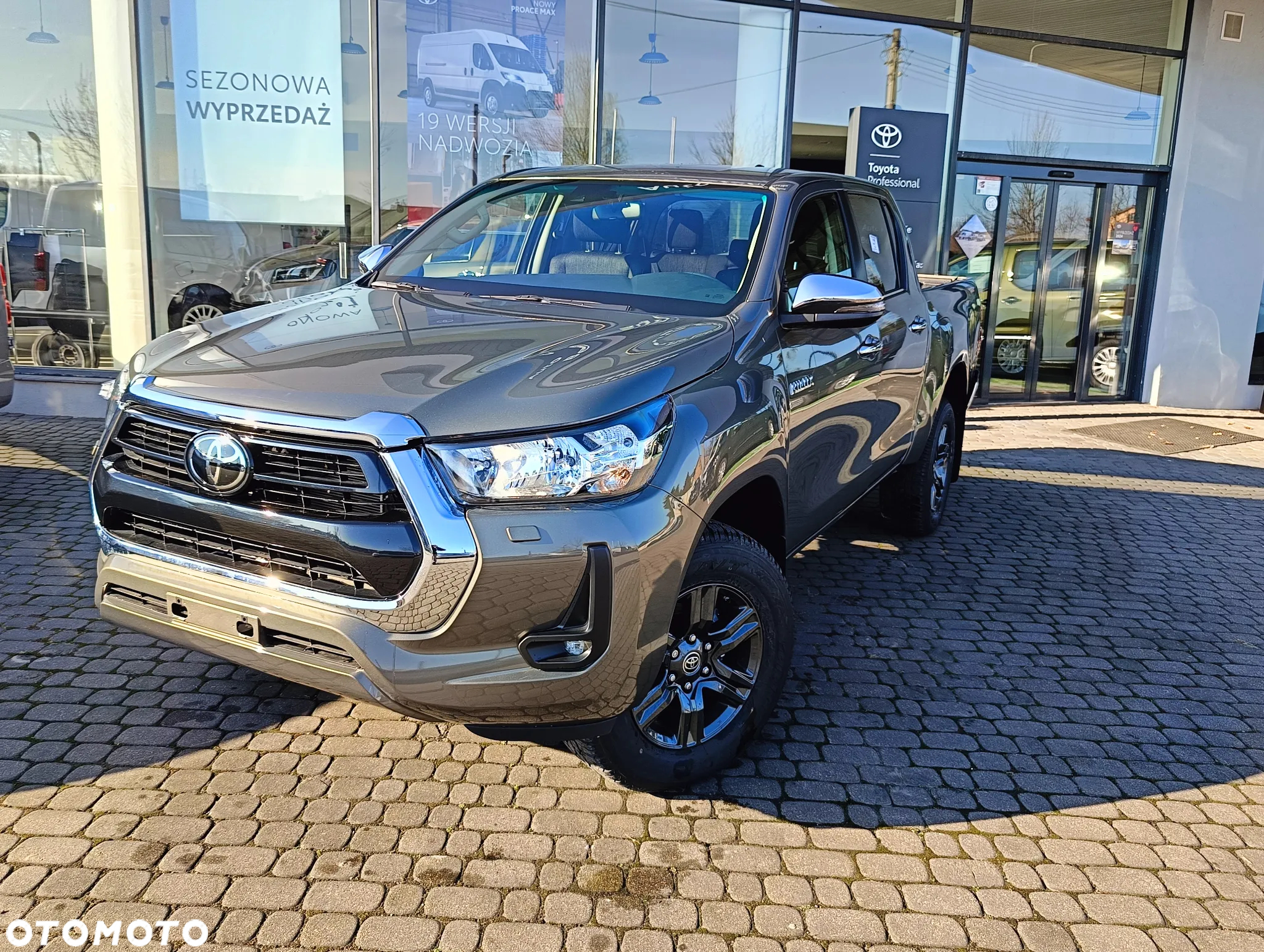 Toyota Hilux 2.8 D-4D Double Cab Active 4x4 - 2