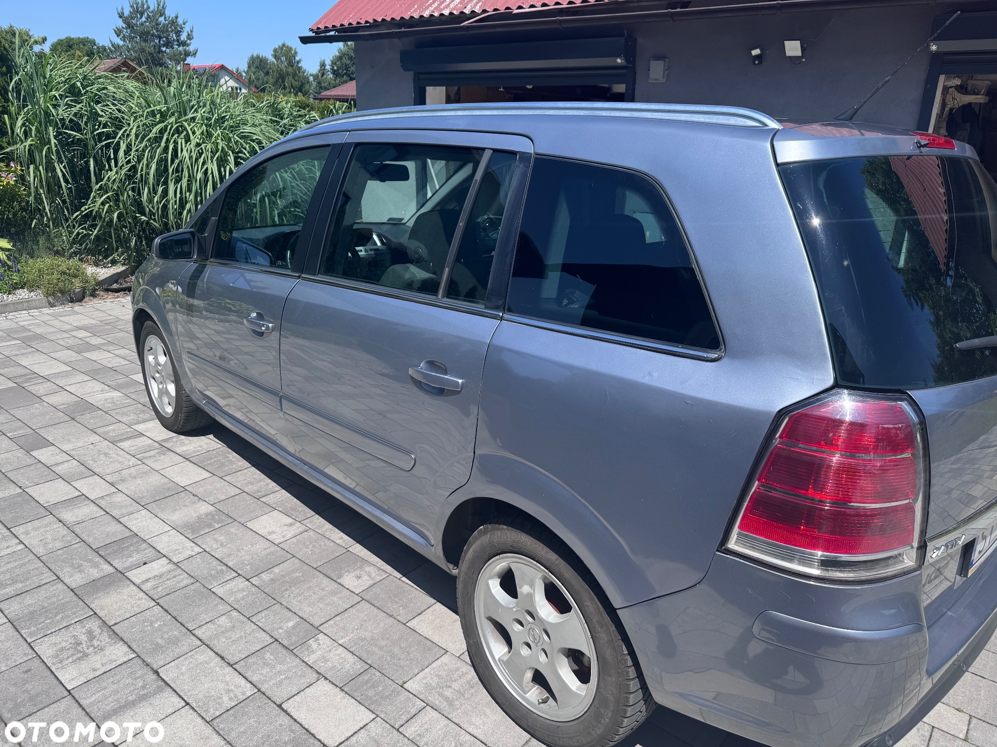 Opel Zafira - 4