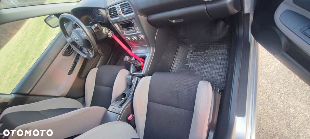 Subaru Impreza SW 2.0 RA - 13