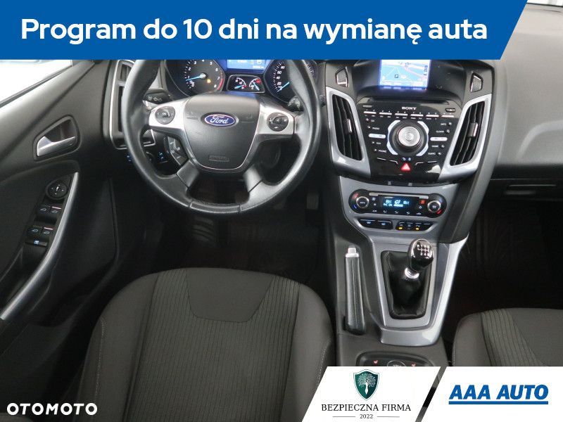 Ford Focus SW - 9