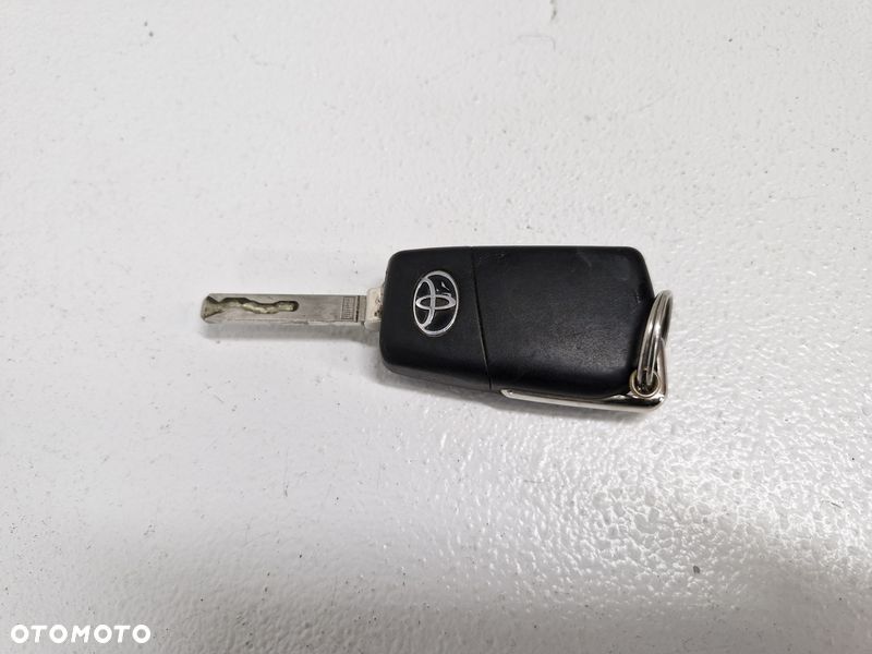 TOYOTA AVENSIS T27 LIFT T29 STACYJKA KLUCZYK PILOT 89783-05030 625510-000 - 7