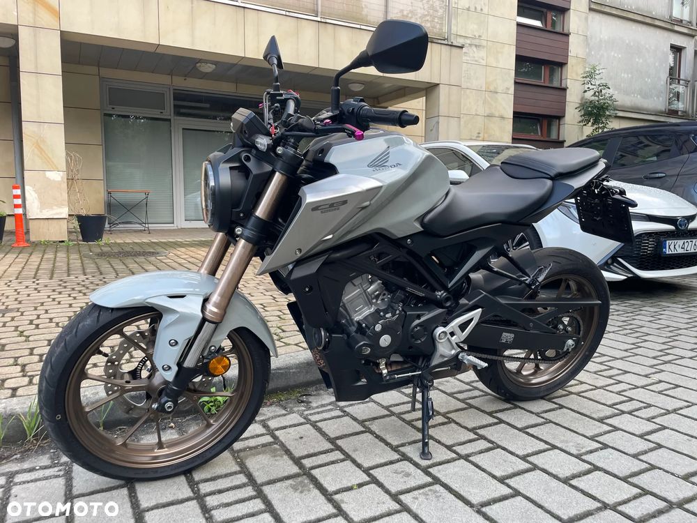 Honda CB - 2