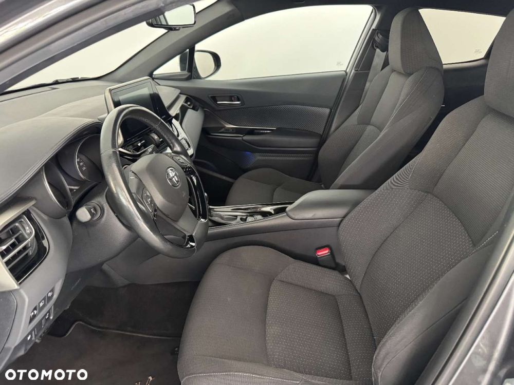 Toyota C-HR - 18