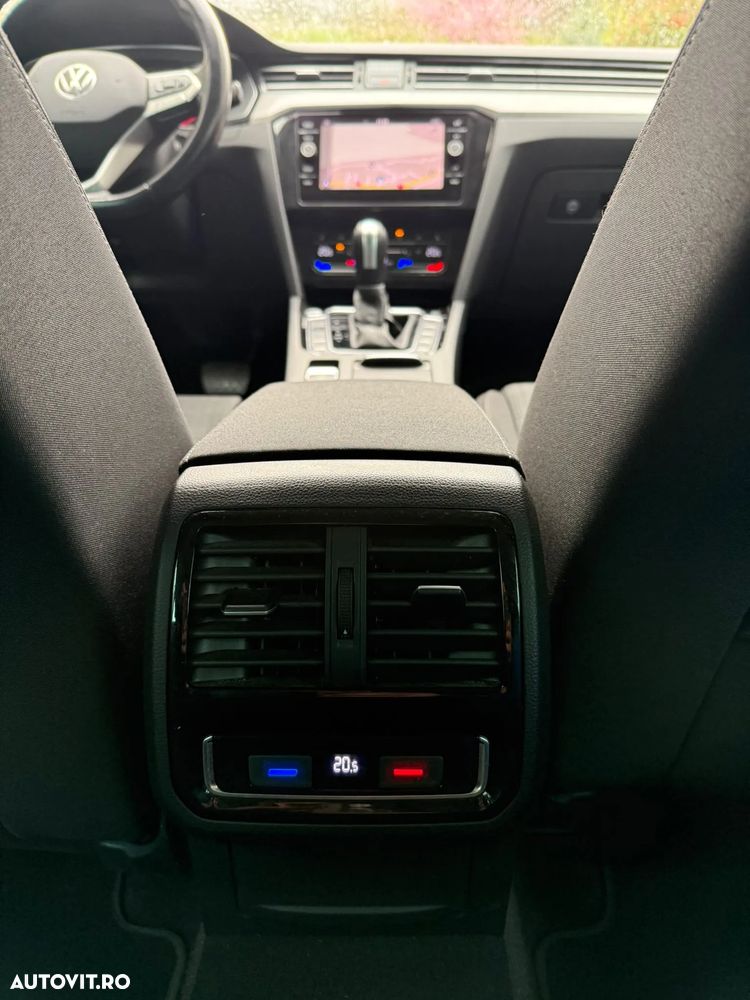 Volkswagen Passat 2.0 TDI SCR DSG Business - 13