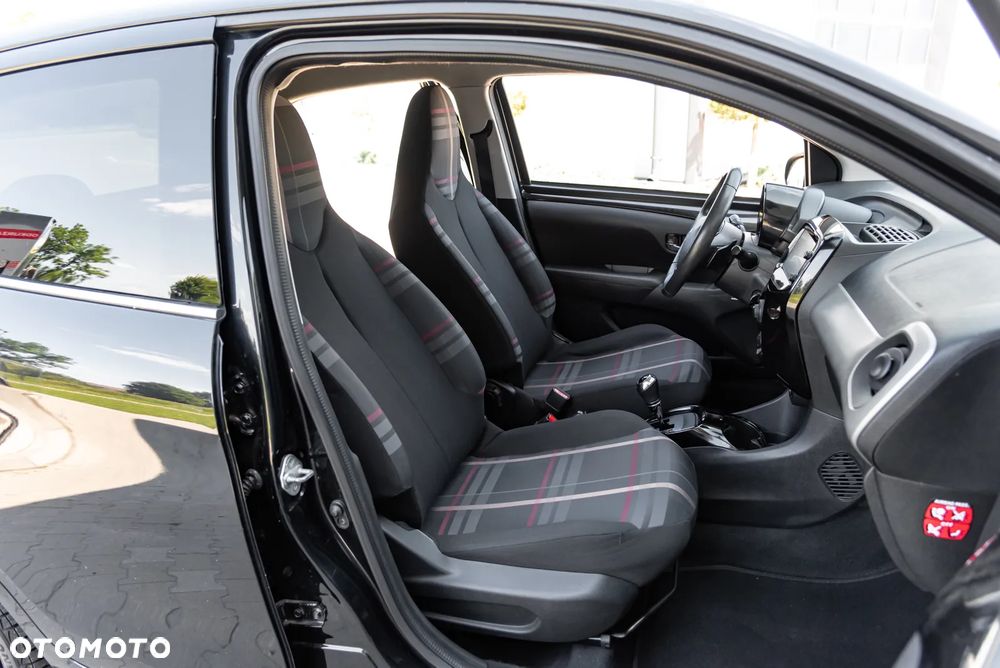 Peugeot 108 VTI 72 ETG5 Allure - 24