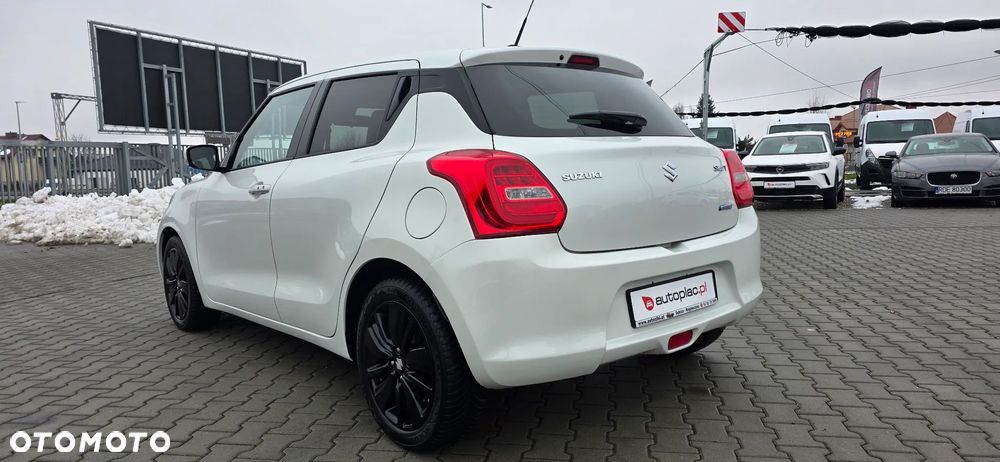 Suzuki Swift 1.2 SHVS Premium Plus - 4