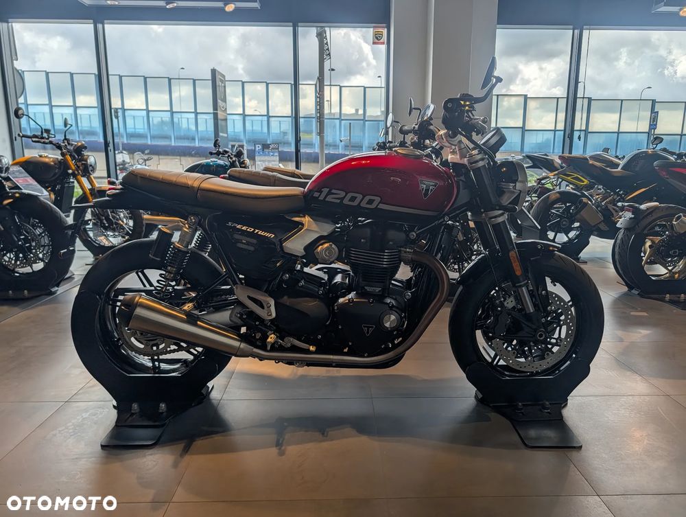 Triumph Speed Twin - 2
