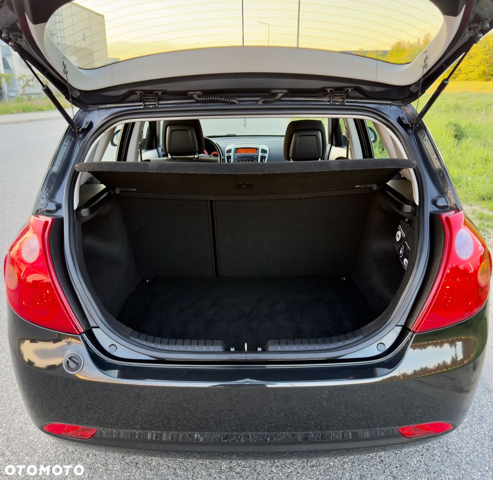Kia Ceed 1.6 Comfort - 18