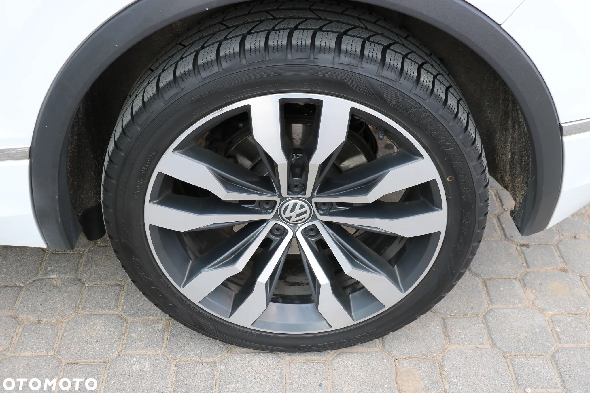 Volkswagen Tiguan - 16