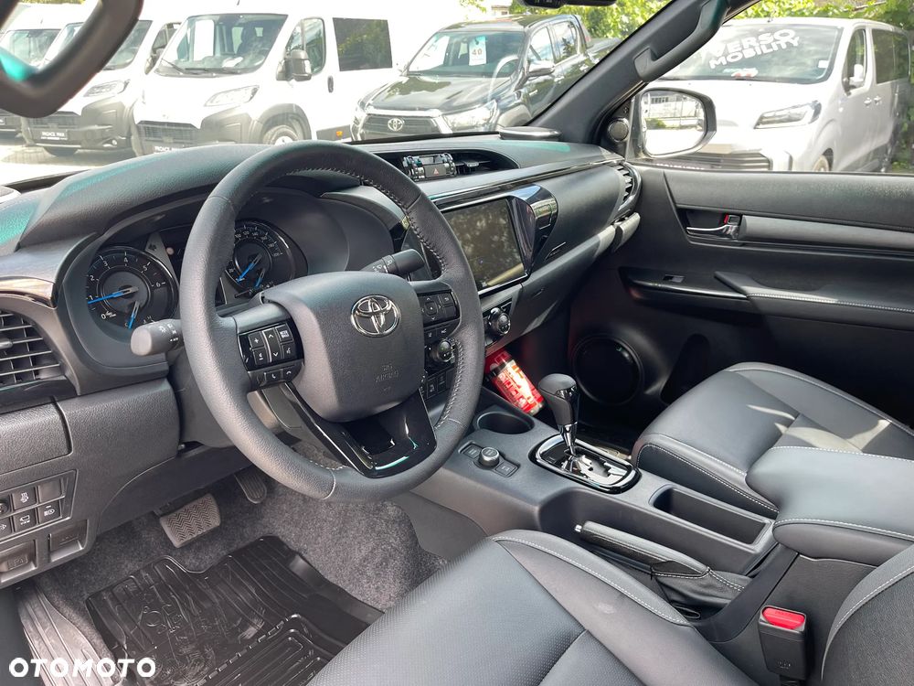 Toyota Hilux 2.8 D-4D Double Cab Invincible 4x4 - 15
