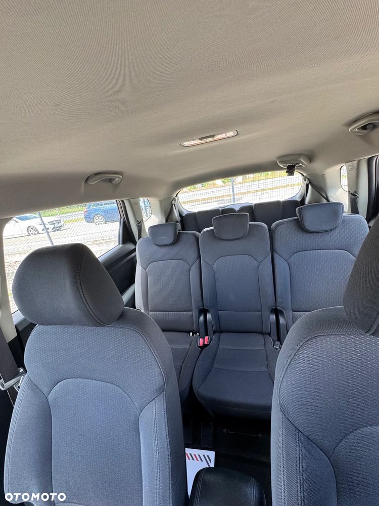 Kia Carens 1.6 GDI Edition 7 - 9