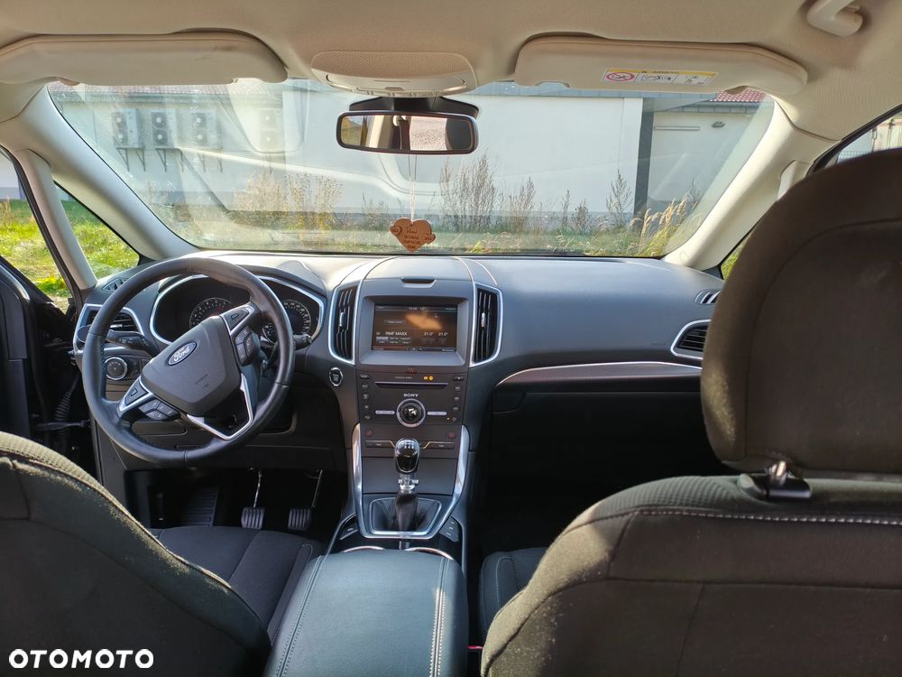 Ford S-Max 2.0 TDCi Titanium - 18