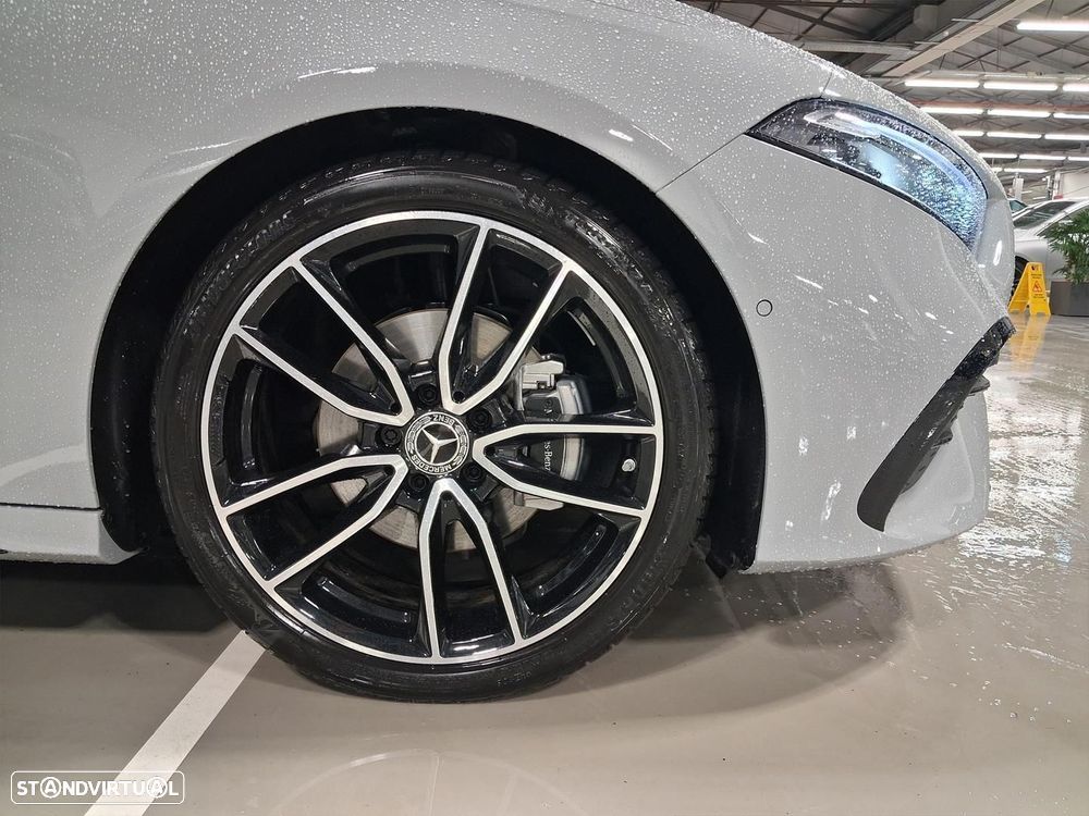 Mercedes-Benz A 180 - 4