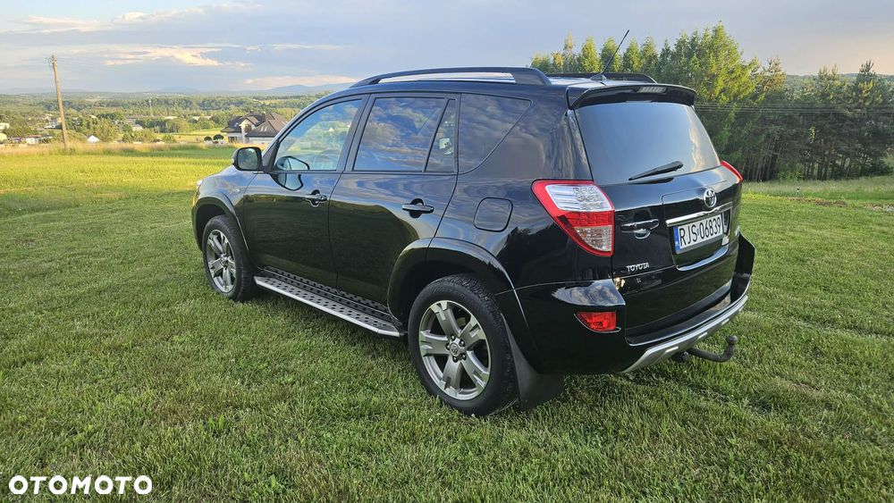 Toyota RAV4 2.2 D-CAT 2010 - 15
