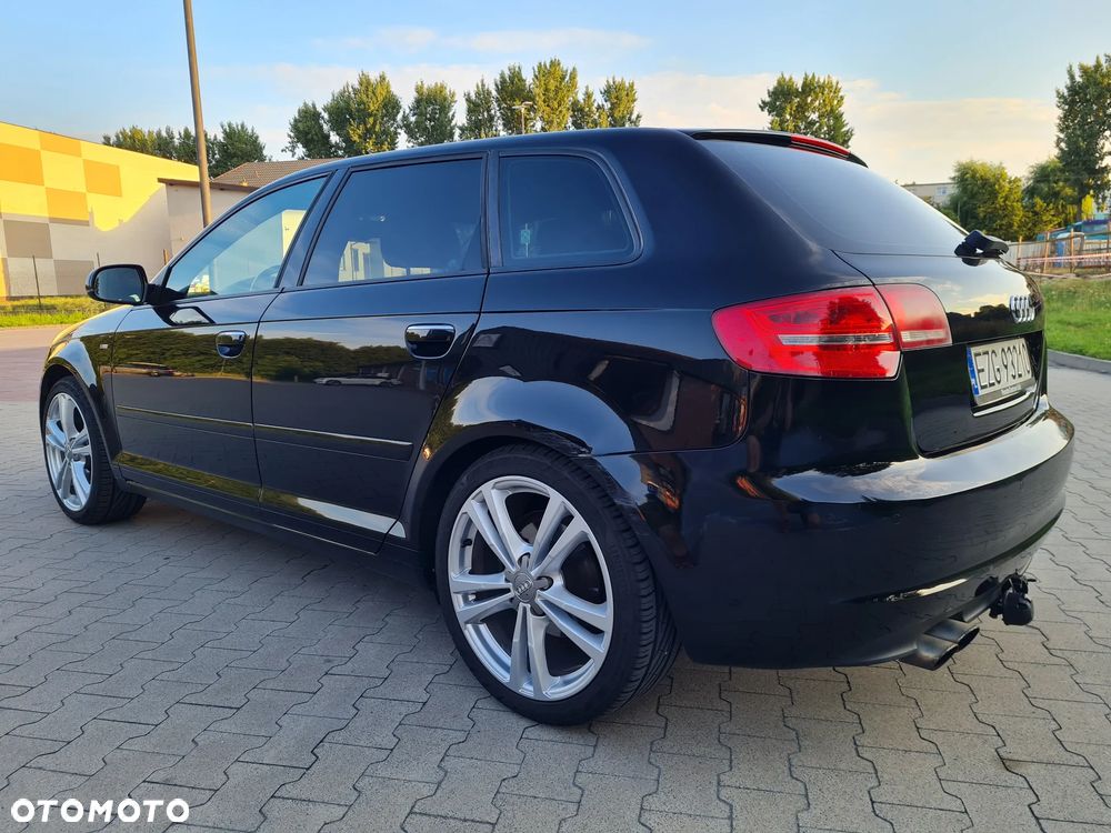 Audi A3 Sportback 2.0 TFSI quattro S tronic S line Sportpaket - 3